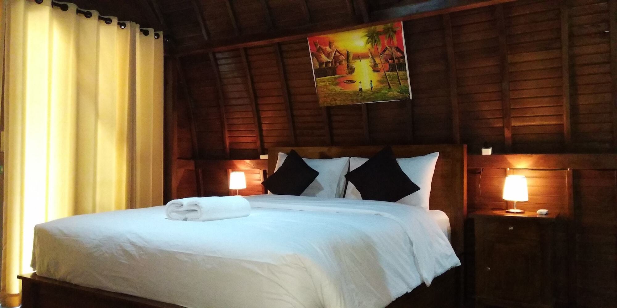 Coconut Hill Cottage Batununggul Exterior photo